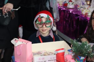 საახალწლო გამოფენა-გაყიდვა აკადემოსში